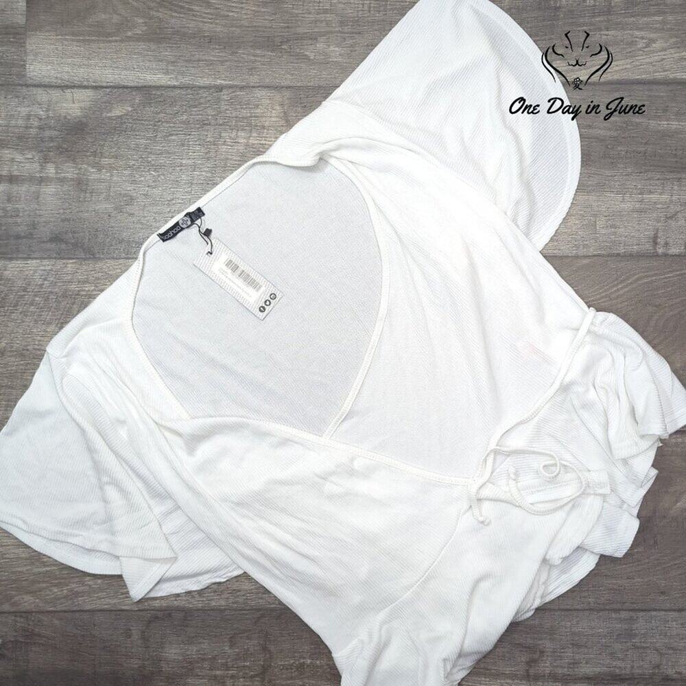 Boohoo Plus Rib Wrap Peplum Top White Cap Sleeve Tie Waist NWT Size 22